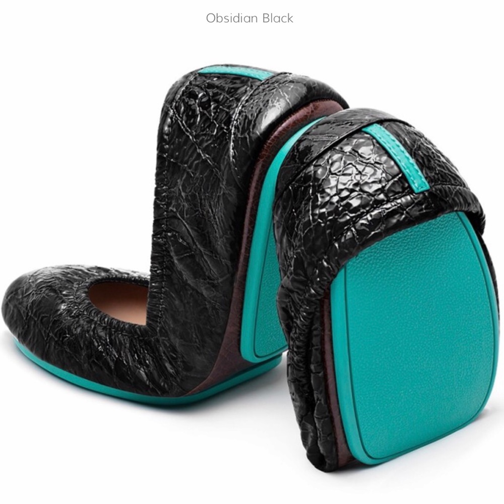 Tieks by Gavrieli in obsidian black croc - NWOT
